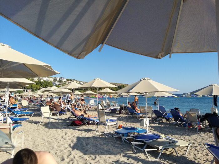 Praia em Atenas